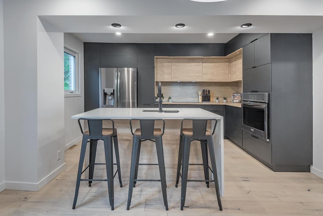 Free Parking Prime Location New Modern Condo Brossard Exteriér fotografie